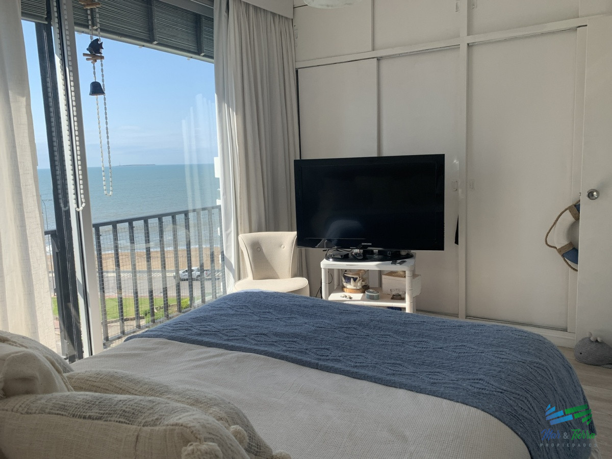 Apartamento ID.4771 - Apartamento en venta, edificio Lafayette 3 dormitorios vista a la brava 
