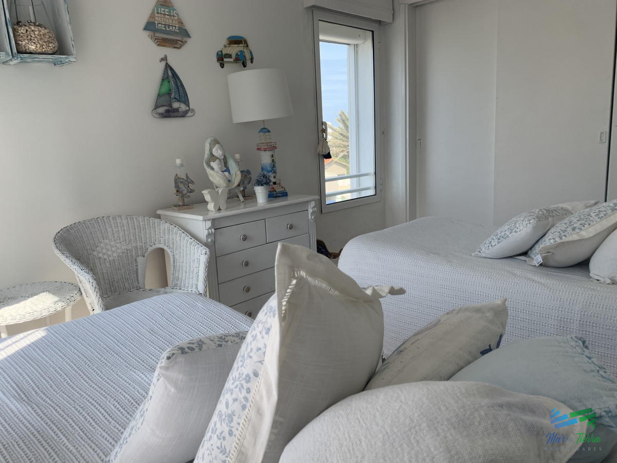 Apartamento ID.4771 - Apartamento en venta, edificio Lafayette 3 dormitorios vista a la brava 