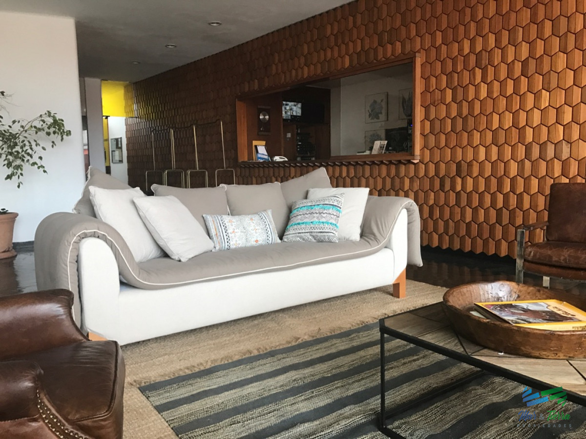 Apartamento ID.4771 - Apartamento en venta, edificio Lafayette 3 dormitorios vista a la brava 
