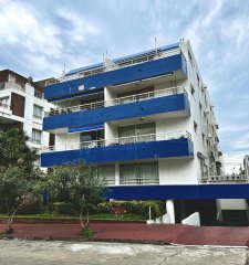 Venta apartamento 4 dormitorios con  estufa a leña, ascensor, garaje en el corazón de la Peninsula