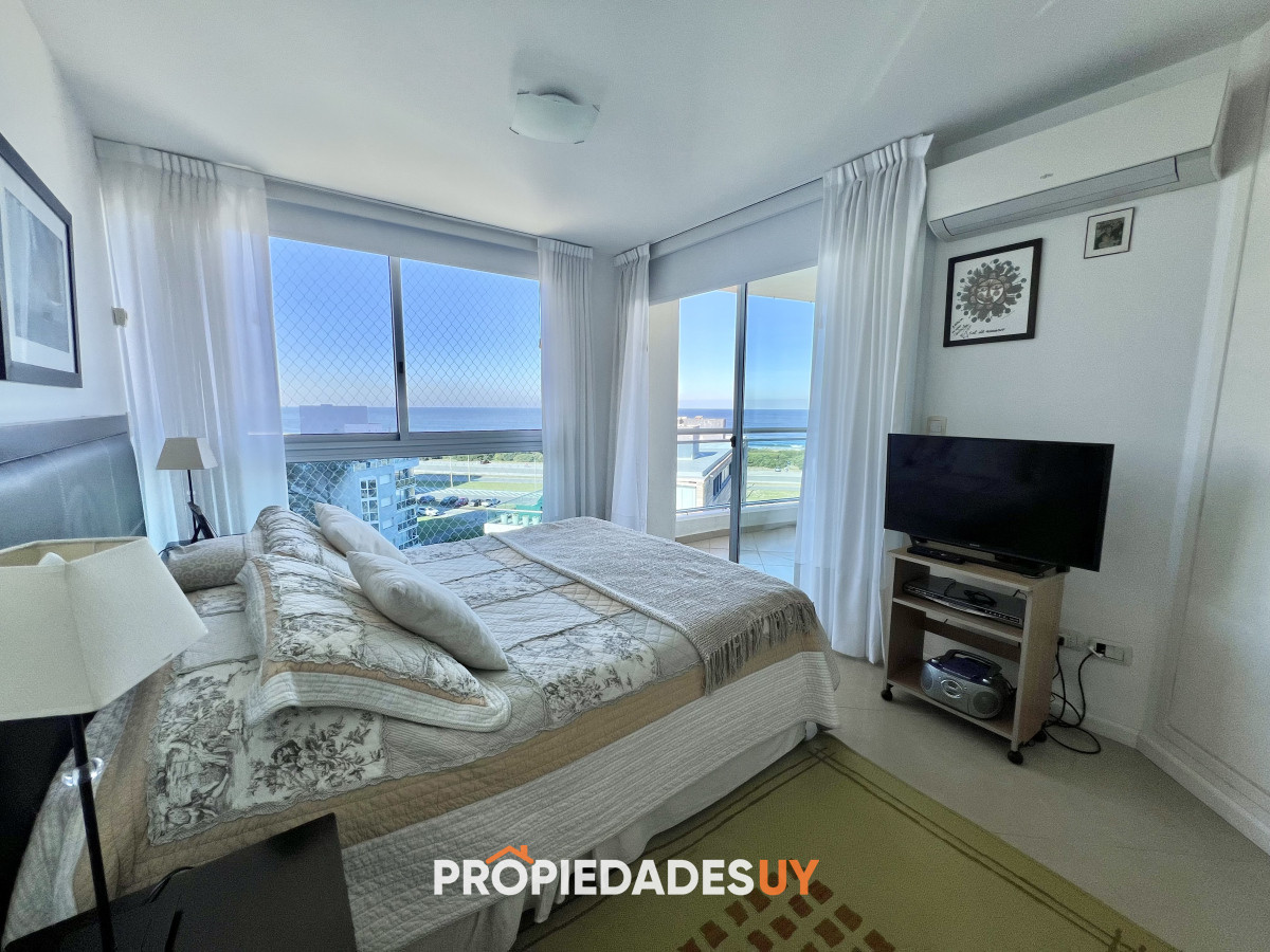Suite  principal con loza y aire 