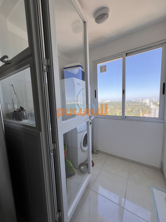Apartamento ID.2749 - VENTA LE JARDIN RESIDENCE - ESQUINERO- MANSA-PUNTA DEL ESTE. 