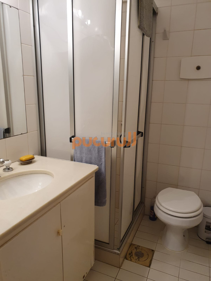 Apartamento ID.2433 - Edificio Lafayette 2 dormitorios 2 baños Puerto Península vista Mansa y Brava Garaje Balcón