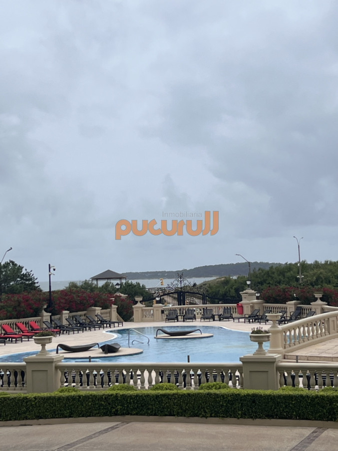 Apartamento ID.2749 - VENTA LE JARDIN RESIDENCE - ESQUINERO- MANSA-PUNTA DEL ESTE. 