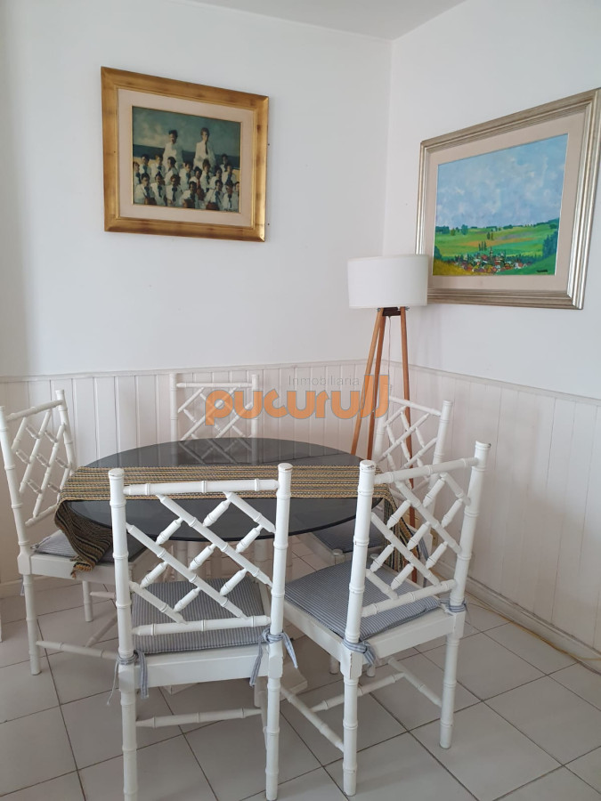 Apartamento ID.2433 - Edificio Lafayette 2 dormitorios 2 baños Puerto Península vista Mansa y Brava Garaje Balcón