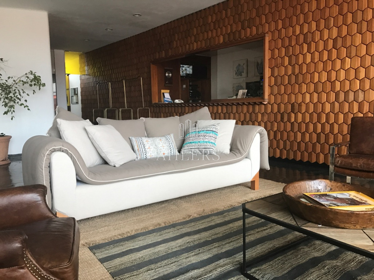 Apartamento ID.104 - Apartamento en Punta del Este, Península