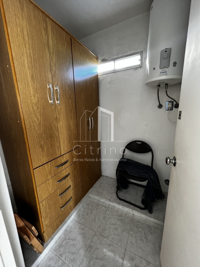 Apartamento ID.128 - 4 dormitorios, estufa a leña, ascensor, garage, a una cuadra del Mar.
