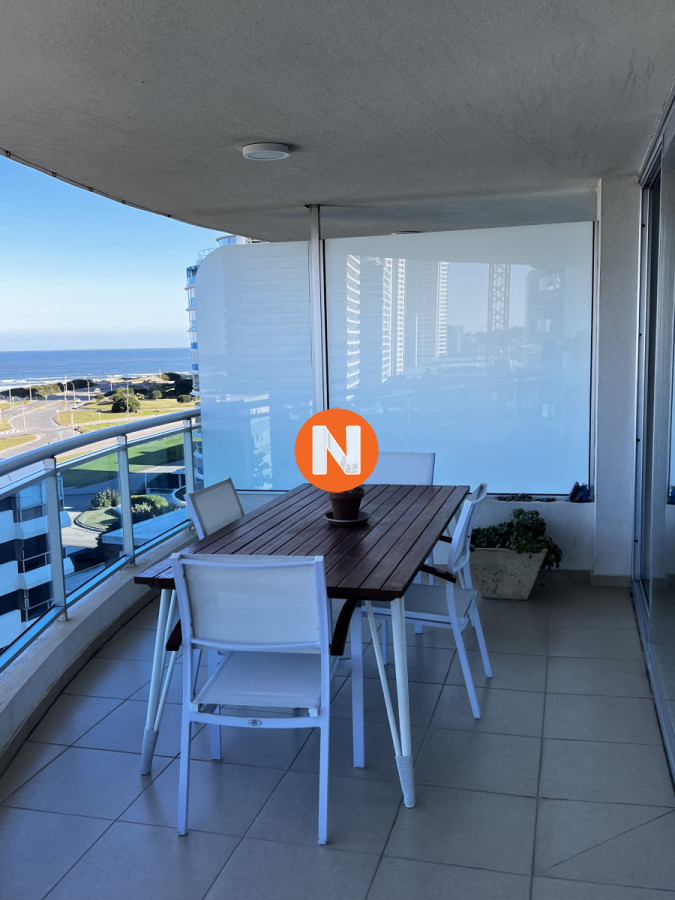 Apartamento Ref.224003 - Venta Brava- Punta del Este;  4 dormitorios; 4 baños; piscina; loza radiante. Ideal para todo el año
