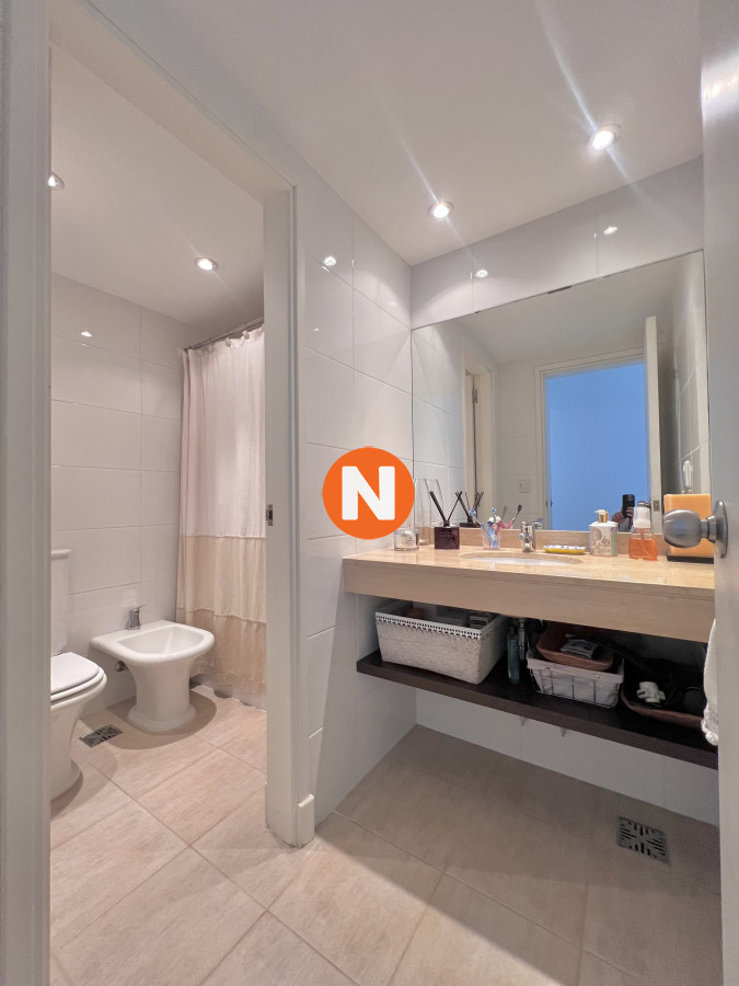 Apartamento Ref.224003 - Venta Brava- Punta del Este;  4 dormitorios; 4 baños; piscina; loza radiante. Ideal para todo el año