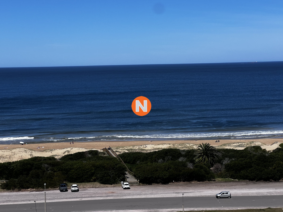 Apartamento Ref.224003 - Venta Brava- Punta del Este;  4 dormitorios; 4 baños; piscina; loza radiante. Ideal para todo el año