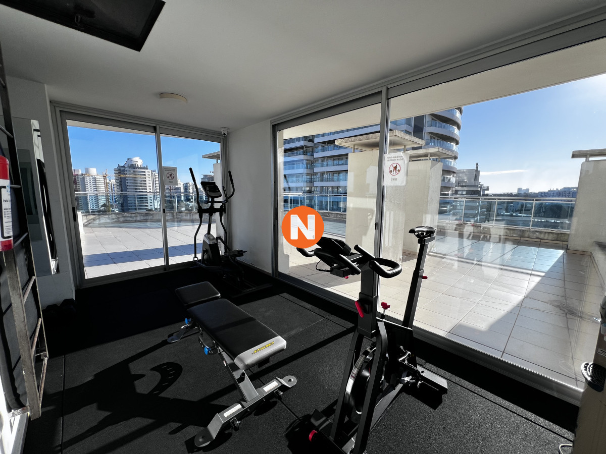 Apartamento Ref.224003 - Venta Brava- Punta del Este;  4 dormitorios; 4 baños; piscina; loza radiante. Ideal para todo el año