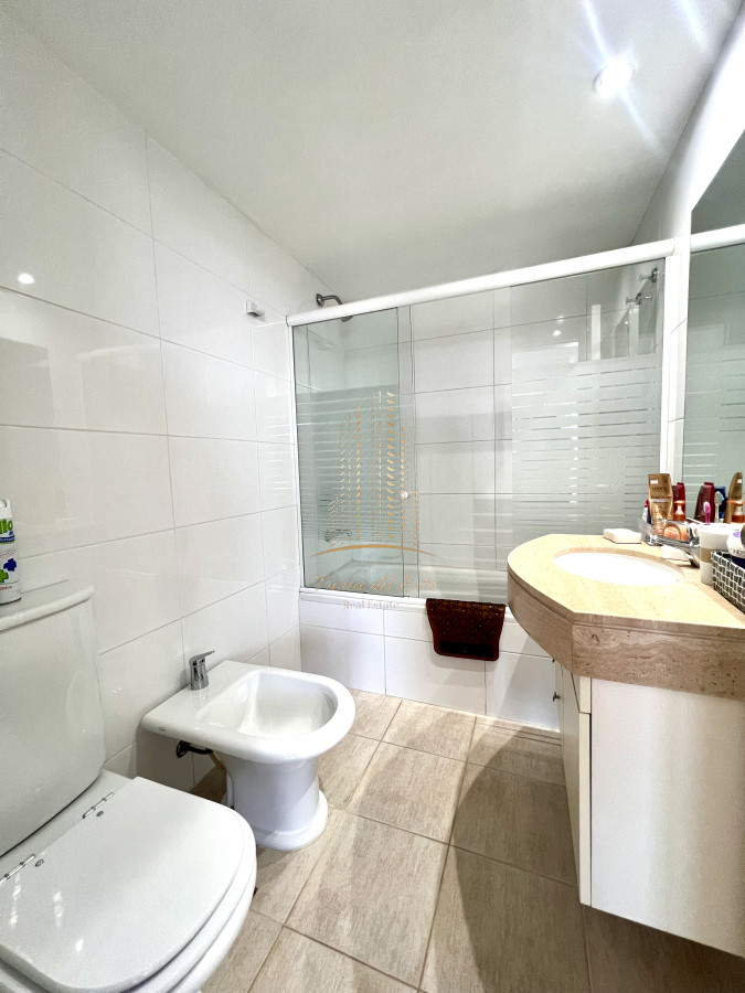 Apartamento ID.833 - Apartamento en venta en Punta del Este