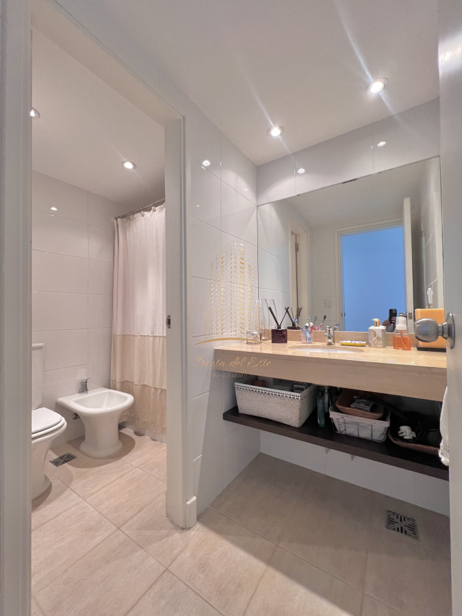 Apartamento ID.833 - Apartamento en venta en Punta del Este