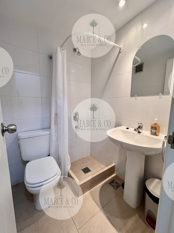 Apartamento ID.2375 - Venta apartamento de 4 dormitorios y 4 baños con piscina y loza radiante en la brava  