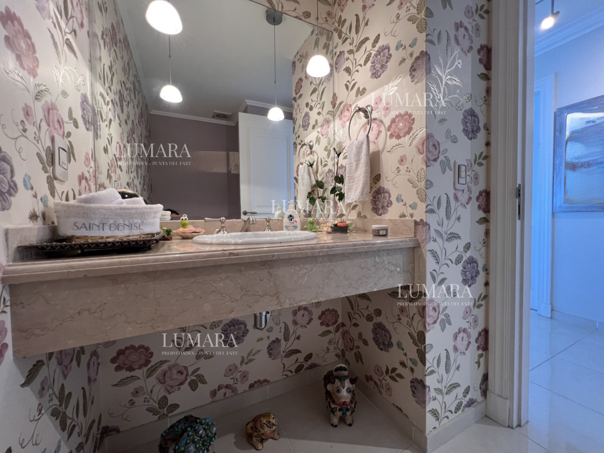 Apartamento ID.3174 - VENTA LE JARDIN RESIDENCE - ESQUINERO- MANSA-PUNTA DEL ESTE. 