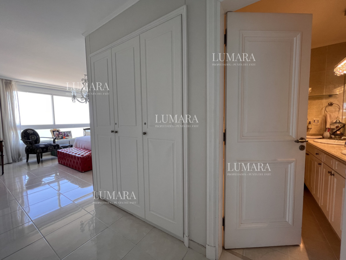 Apartamento ID.3174 - VENTA LE JARDIN RESIDENCE - ESQUINERO- MANSA-PUNTA DEL ESTE. 