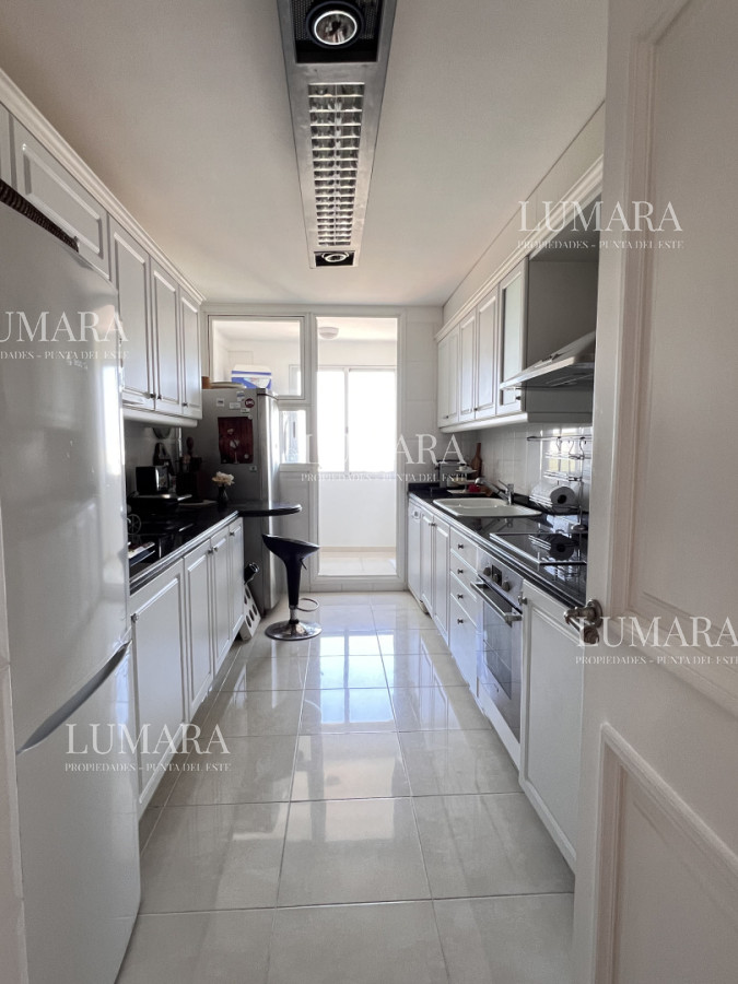 Apartamento ID.3174 - VENTA LE JARDIN RESIDENCE - ESQUINERO- MANSA-PUNTA DEL ESTE. 