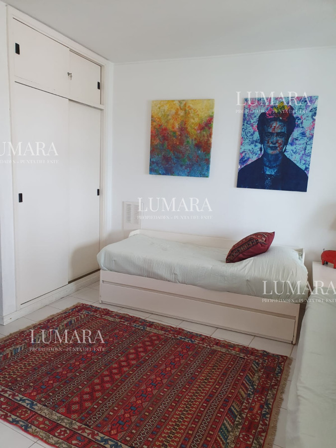 Apartamento ID.3252 - Edificio Lafayette 2 dormitorios 2 baños Puerto Península vista Mansa y Brava Garaje Balcón