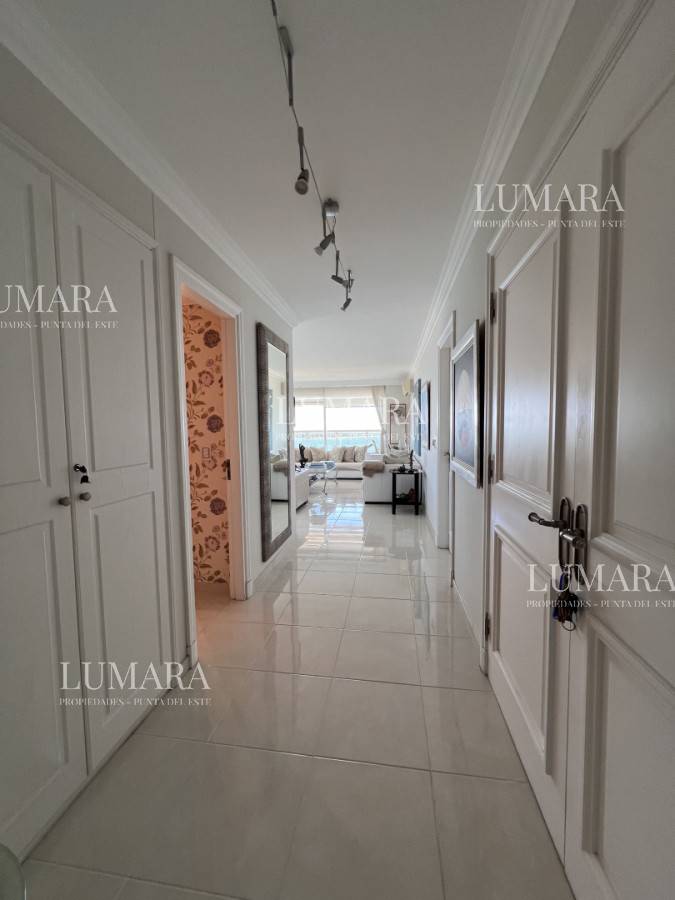 Apartamento ID.3174 - VENTA LE JARDIN RESIDENCE - ESQUINERO- MANSA-PUNTA DEL ESTE. 
