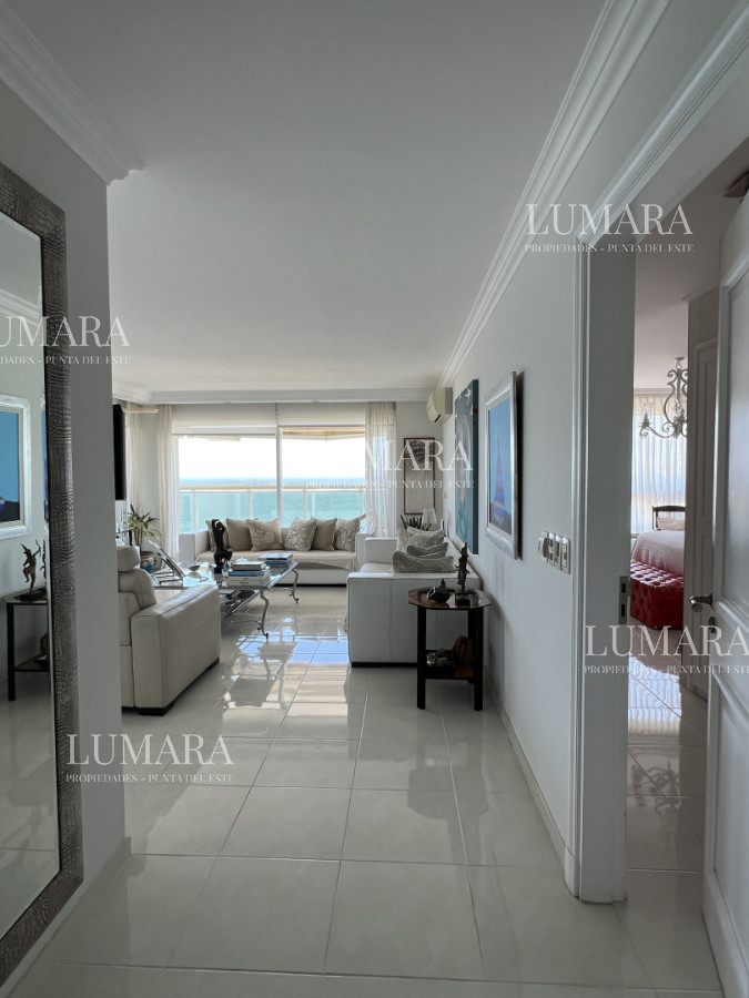 Apartamento ID.3174 - VENTA LE JARDIN RESIDENCE - ESQUINERO- MANSA-PUNTA DEL ESTE. 