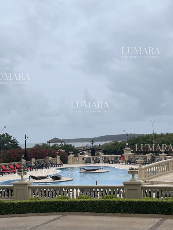 Apartamento ID.3174 - VENTA LE JARDIN RESIDENCE - ESQUINERO- MANSA-PUNTA DEL ESTE. 