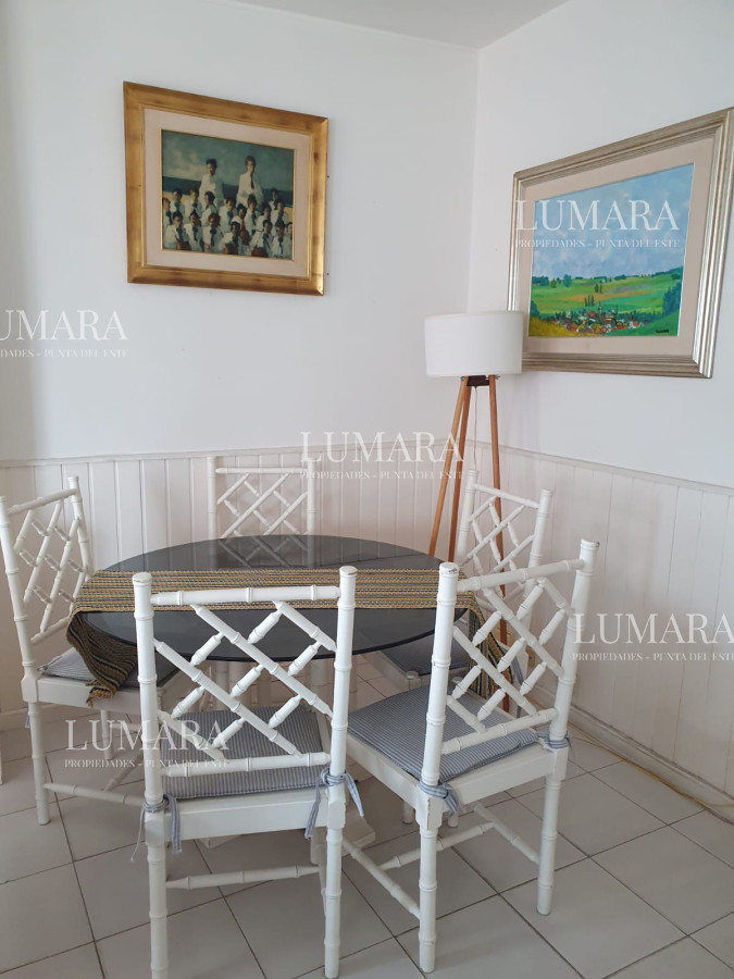 Apartamento ID.3252 - Edificio Lafayette 2 dormitorios 2 baños Puerto Península vista Mansa y Brava Garaje Balcón