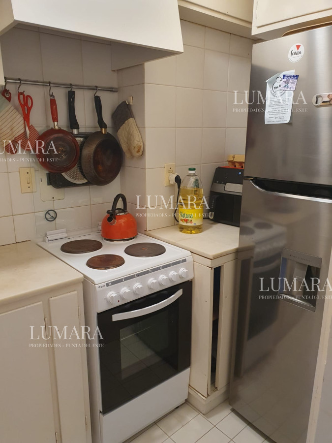 Apartamento ID.3252 - Edificio Lafayette 2 dormitorios 2 baños Puerto Península vista Mansa y Brava Garaje Balcón