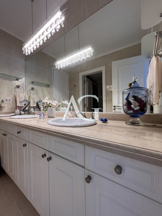 Apartamento ID.445 - VENTA LE JARDIN RESIDENCE - ESQUINERO- MANSA-PUNTA DEL ESTE. 