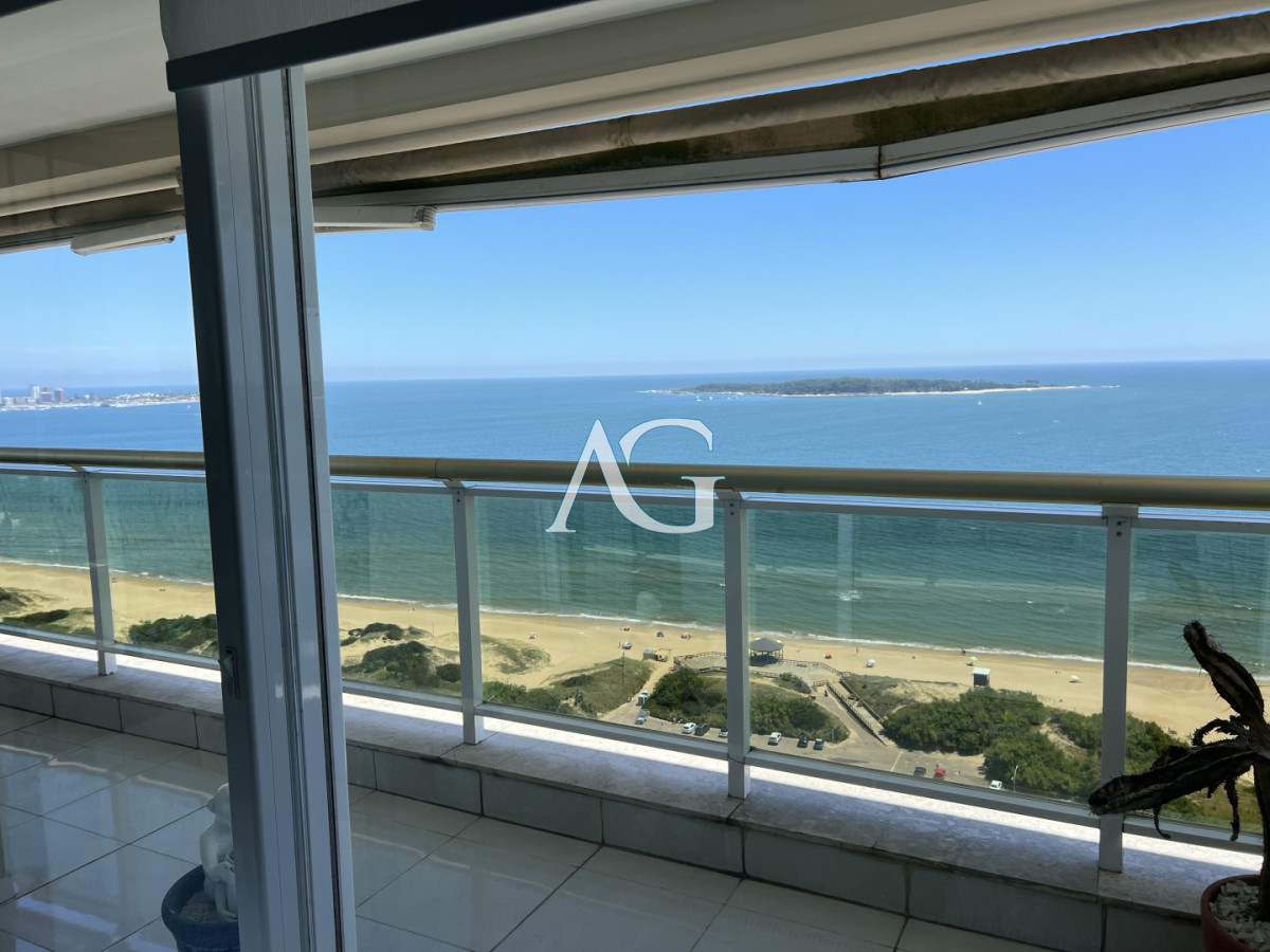 Apartamento ID.445 - VENTA LE JARDIN RESIDENCE - ESQUINERO- MANSA-PUNTA DEL ESTE. 