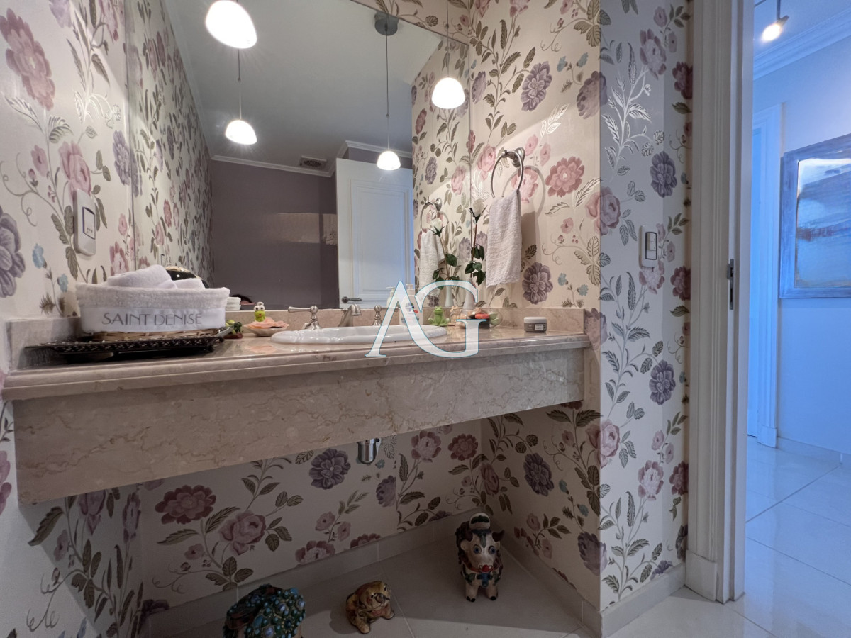 Apartamento ID.445 - VENTA LE JARDIN RESIDENCE - ESQUINERO- MANSA-PUNTA DEL ESTE. 