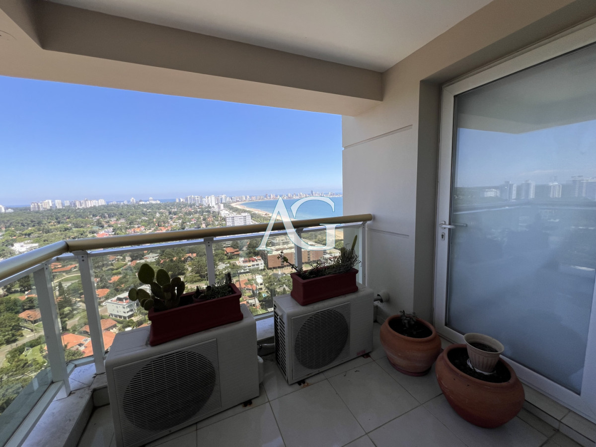Apartamento ID.445 - VENTA LE JARDIN RESIDENCE - ESQUINERO- MANSA-PUNTA DEL ESTE. 