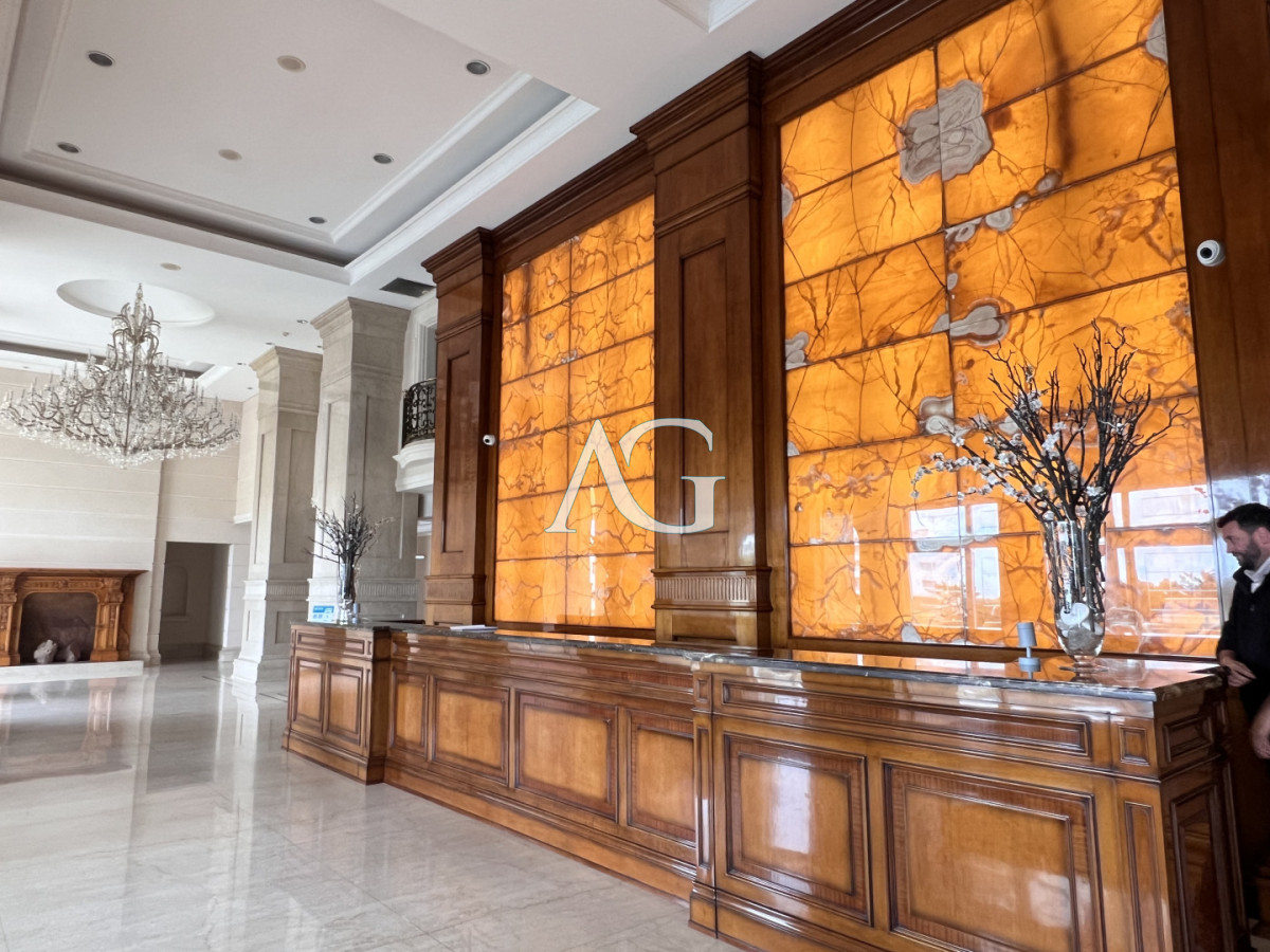 Apartamento ID.445 - VENTA LE JARDIN RESIDENCE - ESQUINERO- MANSA-PUNTA DEL ESTE. 