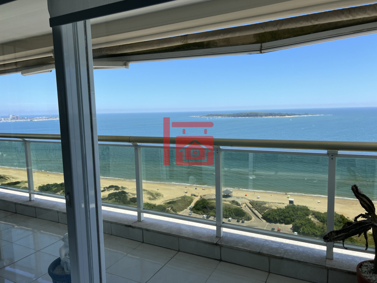 Apartamento ID.290 - VENTA LE JARDIN RESIDENCE - ESQUINERO- MANSA-PUNTA DEL ESTE. 
