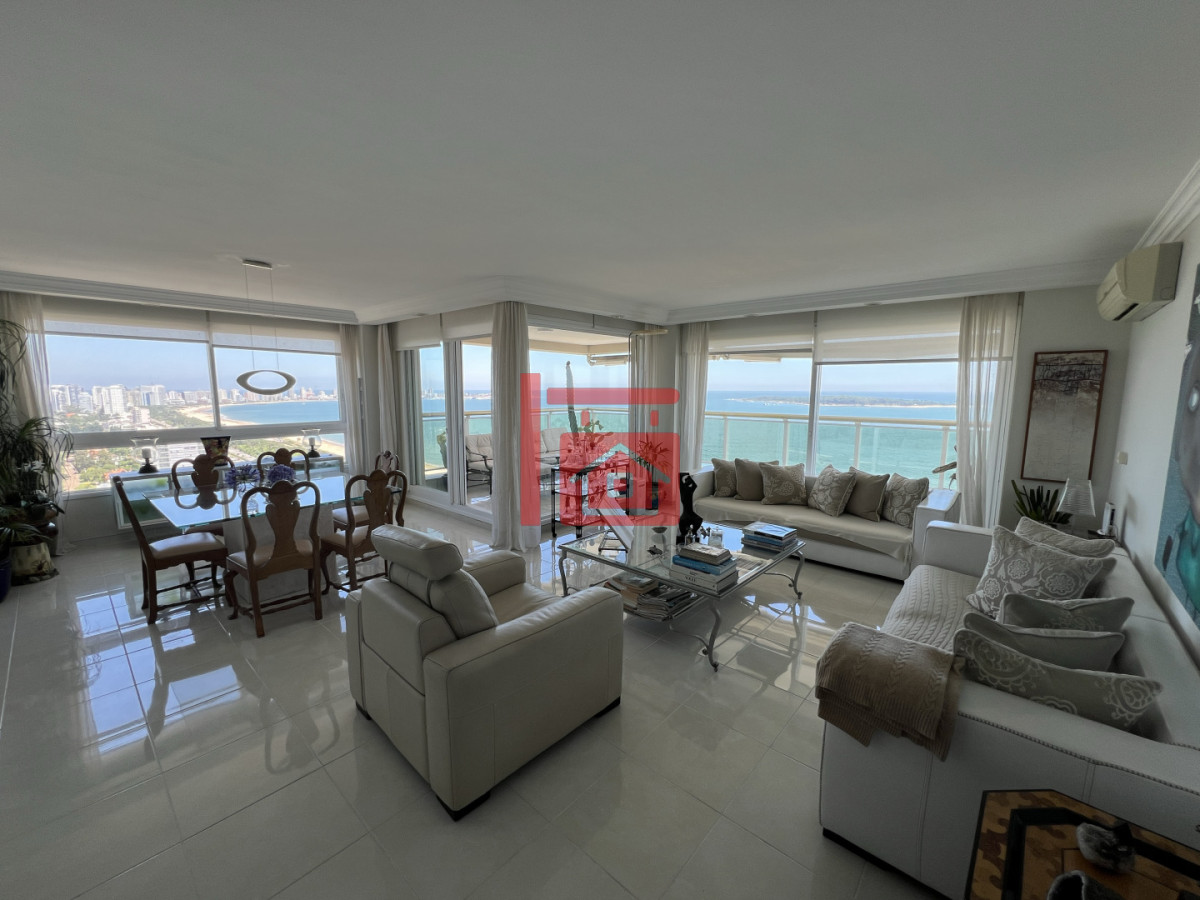 Apartamento ID.290 - VENTA LE JARDIN RESIDENCE - ESQUINERO- MANSA-PUNTA DEL ESTE. 