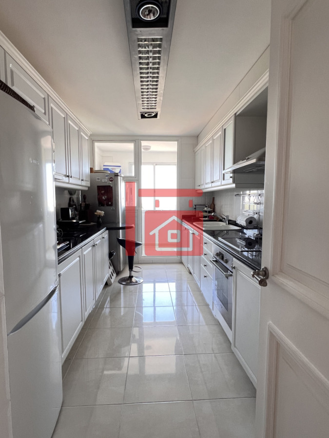 Apartamento ID.290 - VENTA LE JARDIN RESIDENCE - ESQUINERO- MANSA-PUNTA DEL ESTE. 