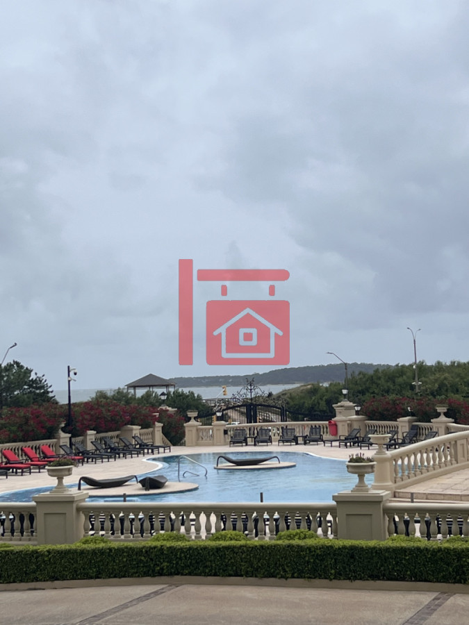 Apartamento ID.290 - VENTA LE JARDIN RESIDENCE - ESQUINERO- MANSA-PUNTA DEL ESTE. 