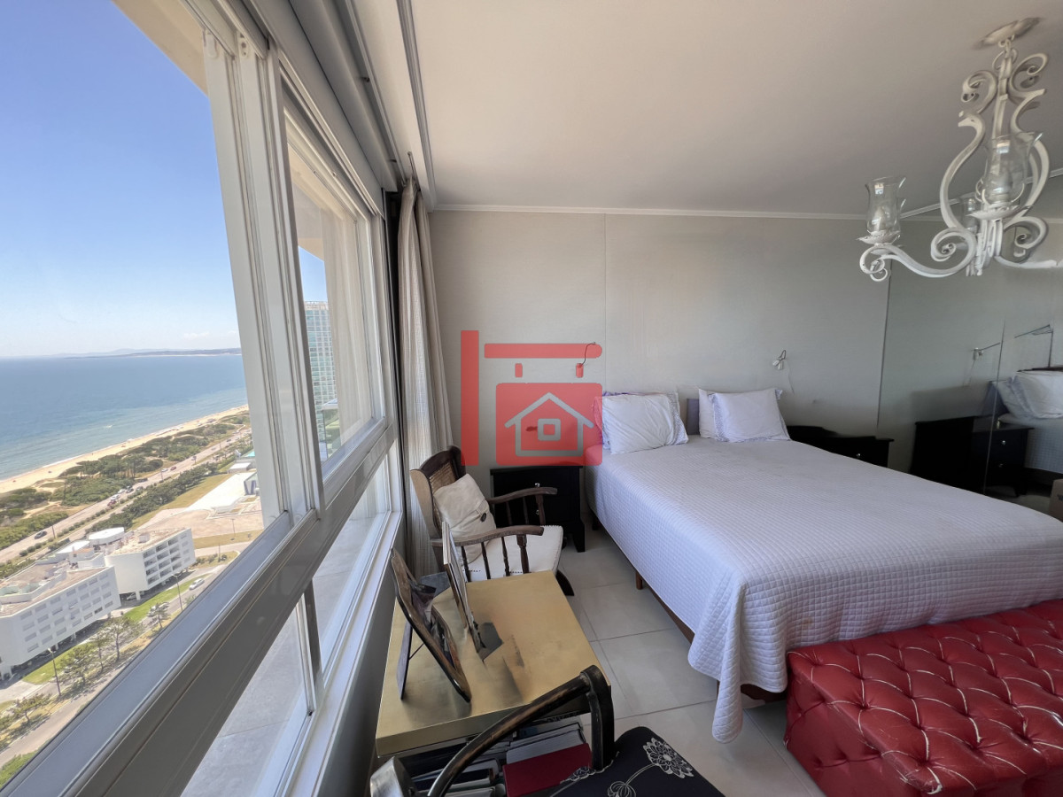 Apartamento ID.290 - VENTA LE JARDIN RESIDENCE - ESQUINERO- MANSA-PUNTA DEL ESTE. 