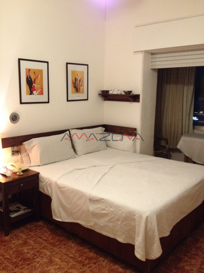 Apartamento ID.4946 - Alquiler Peninsula monoambiente vista al mar aire acondicionado mucama 