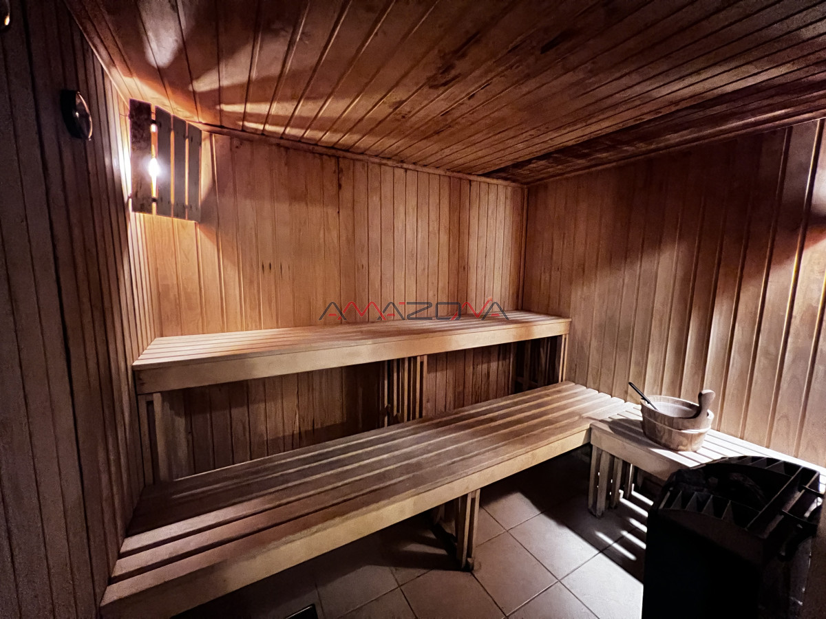Apartamento ID.5726 - Venta Brava- Punta del Este;  4 dormitorios; 4 baños; piscina; loza radiante. Ideal para todo el año
