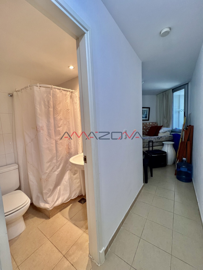 Apartamento ID.5726 - Venta apartamento de 4 dormitorios y 4 baños con piscina y loza radiante en la brava  