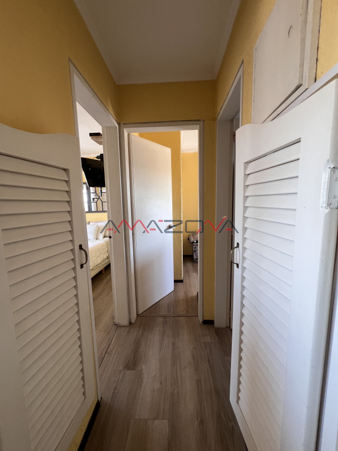 Apartamento ID.5771 - Venta apartamento 2 dormitorios  Vista despejada, luminioso, terraza lavadero.+ un garaje 