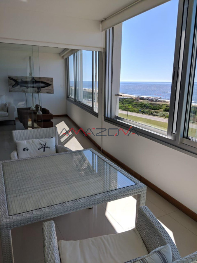 Apartamento ID.5770 - Tiburon 3, 4 dormitorios, playa brava, Punta del Este, piscina, mucama, servicio de playa cancha de tenis