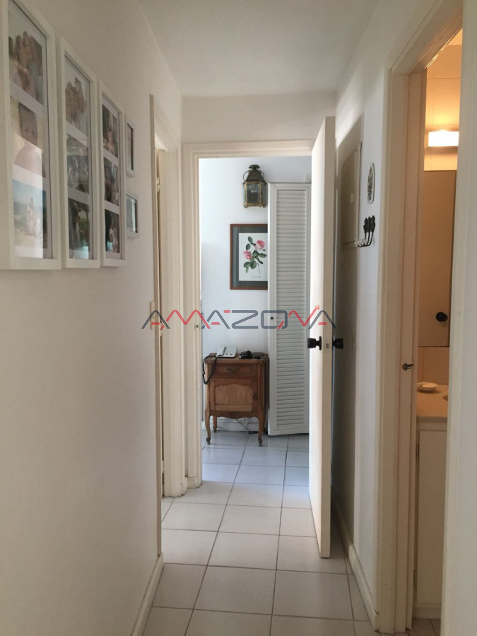 Apartamento ID.4871 - Edificio Lafayette 2 dormitorios 2 baños Puerto Península vista Mansa y Brava Garaje Balcón
