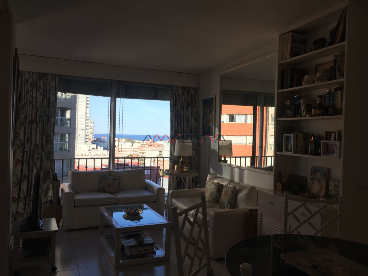 Apartamento ID.4871 - Edificio Lafayette 2 dormitorios 2 baños Puerto Península vista Mansa y Brava Garaje Balcón