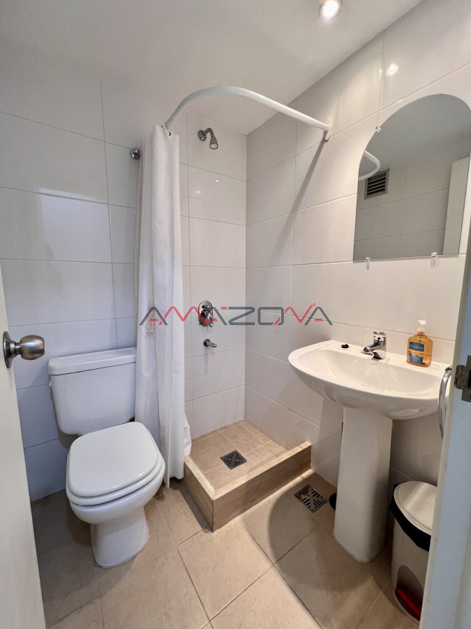 Apartamento ID.5726 - Venta apartamento de 4 dormitorios y 4 baños con piscina y loza radiante en la brava  
