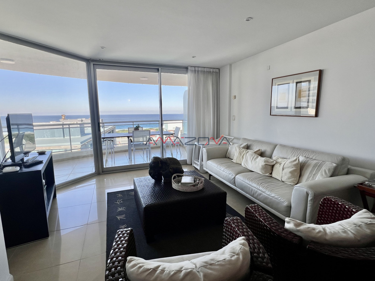 Apartamento ID.5726 - Venta apartamento de 4 dormitorios y 4 baños con piscina y loza radiante en la brava  