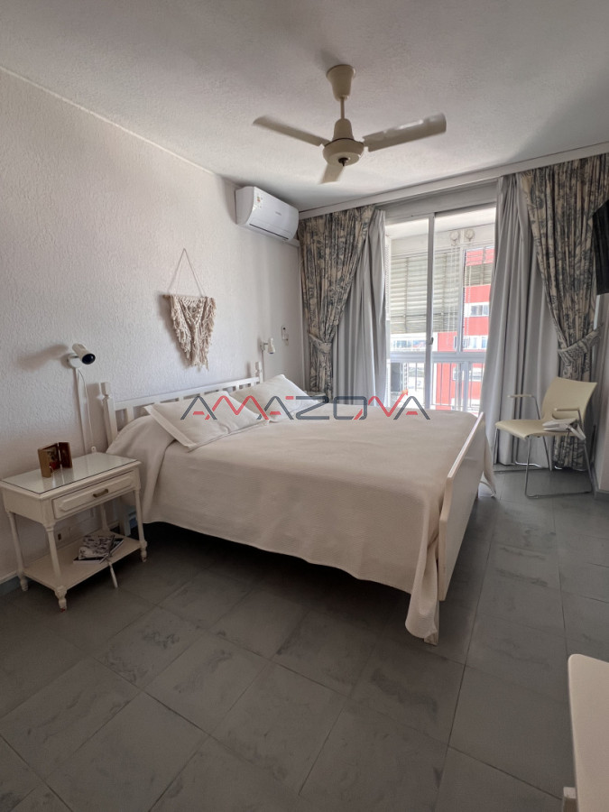 Apartamento ID.4872 - Punta del Este-2 dormitorio-Vista al Puerto- Edificio Lafayette