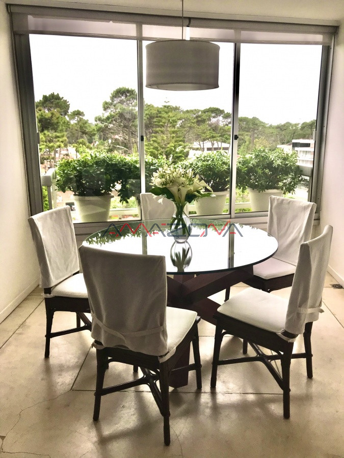 Apartamento ID.5316 - Dormar: 3 Dormitorios, 3 baños, mucama diaria, piscina, frente al shopping