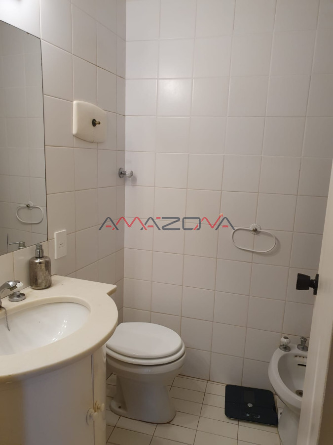 Apartamento ID.4871 - Edificio Lafayette 2 dormitorios 2 baños Puerto Península vista Mansa y Brava Garaje Balcón