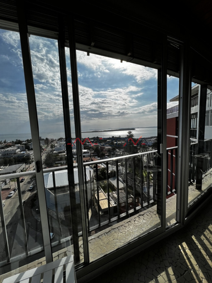 Apartamento ID.5510 - Edificio Lafayette 2 dormitorios 2 baños espectacular vista, totalmente despejada.